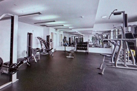 Condo in Miami, Florida, 1 bedroom № 2103427 - photo 7