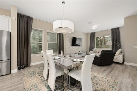 Casa en venta en Windermere, Florida, 4 dormitorios, 205.69 m2 № 2384303 - foto 4