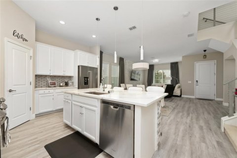 Casa en venta en Windermere, Florida, 4 dormitorios, 205.69 m2 № 2384303 - foto 7