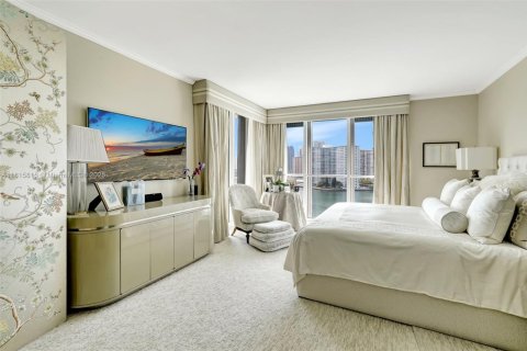 Condo in Aventura, Florida, 3 bedrooms № 1934294 - photo 20