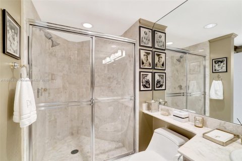 Condo in Aventura, Florida, 3 bedrooms № 1934294 - photo 12