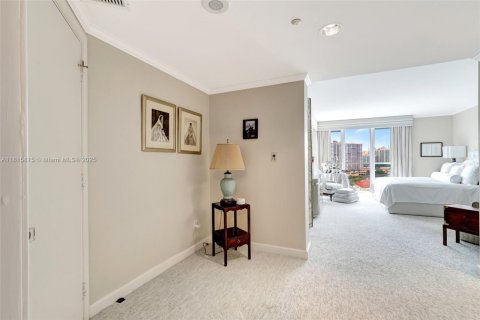Condo in Aventura, Florida, 3 bedrooms № 1934294 - photo 14