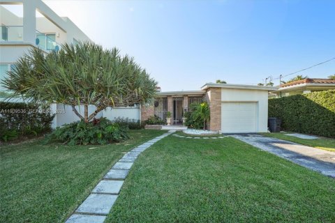Villa ou maison à vendre à Surfside, Floride: 6 chambres № 2061032 - photo 7