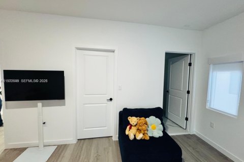 Adosado en alquiler en Florida City, Florida, 5 dormitorios, 168.15 m2 № 2032331 - foto 24