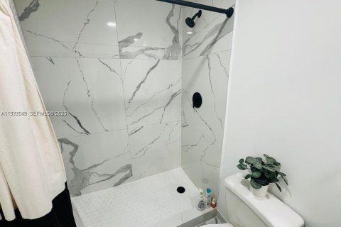 Adosado en alquiler en Florida City, Florida, 5 dormitorios, 168.15 m2 № 2032331 - foto 8