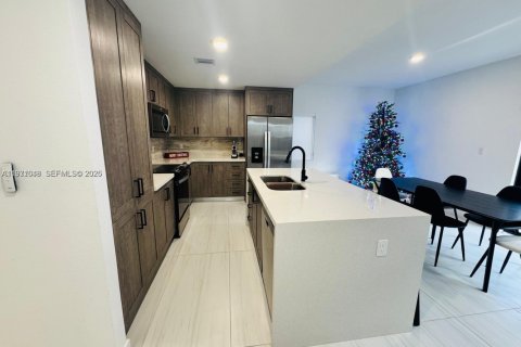 Adosado en alquiler en Florida City, Florida, 5 dormitorios, 168.15 m2 № 2032331 - foto 18