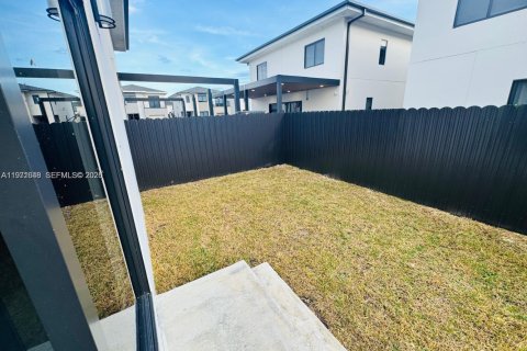 Adosado en alquiler en Florida City, Florida, 5 dormitorios, 168.15 m2 № 2032331 - foto 15