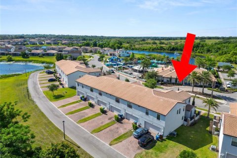 Townhouse in Haines City, Florida 3 bedrooms, 167.41 sq.m. № 2166743 - photo 17
