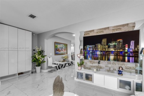 House in Homestead, Florida 3 bedrooms, 146.14 sq.m. № 2012672 - photo 11