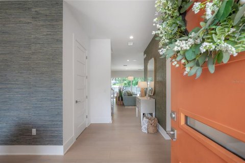 Villa ou maison à vendre à Tampa, Floride: 5 chambres, 407.47 m2 № 2285061 - photo 10