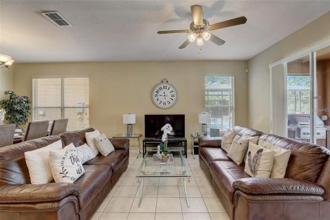 Casa en venta en Davenport, Florida, 4 dormitorios, 156.91 m2 № 1542933 - foto 6