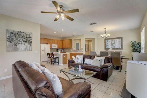 Casa en venta en Davenport, Florida, 4 dormitorios, 156.91 m2 № 1542933 - foto 7