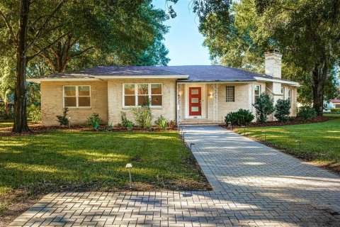 Villa ou maison à Lakeland, Floride 3 chambres, 213.58 m2 № 2377500