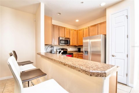 Touwnhouse à louer à Orlando, Floride: 3 chambres, 186.83 m2 № 2399142 - photo 17