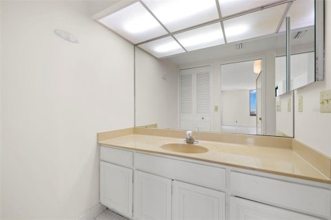 Купить кондоминиум в Сент-Пит-Бич, Флорида 4 комнаты, 132.85м2, № 2109216 - фото 23