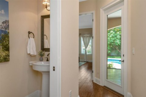 House in Tampa, Florida 3 bedrooms, 178.74 sq.m. № 2101642 - photo 20