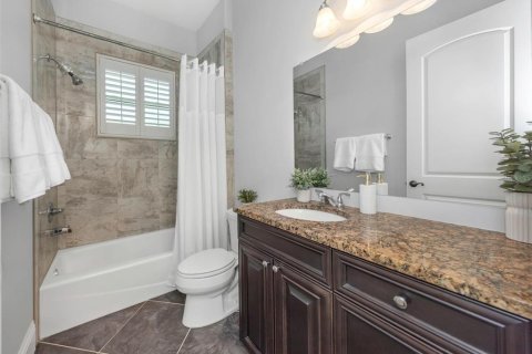 House in Tampa, Florida 3 bedrooms, 178.74 sq.m. № 2101642 - photo 15