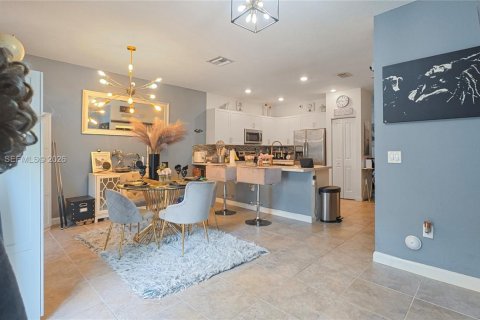 Townhouse in Miami, Florida 3 bedrooms, 130.34 sq.m. № 2087330 - photo 26