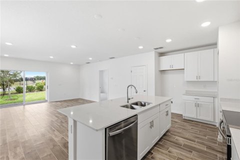 Villa ou maison à vendre à Tavares, Floride: 3 chambres, 132.94 m2 № 2425789 - photo 3