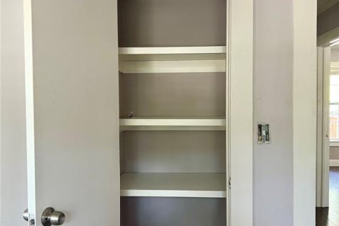 Casa en venta en Tampa, Florida, 2 dormitorios, 98.48 m2 № 1778184 - foto 16