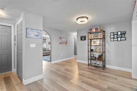 Купить виллу или дом в Гудзон, Флорида 9 комнат, 113.15м2, № 2102319 - фото 22