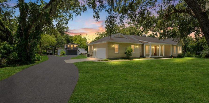 Villa ou maison à Plant City, Floride 4 chambres, 177.72 m2 № 1843451