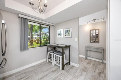 Condo in Oldsmar, Florida, 2 bedrooms  № 1629708 - photo 9