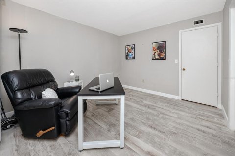 Condo in Oldsmar, Florida, 2 bedrooms  № 1629708 - photo 30