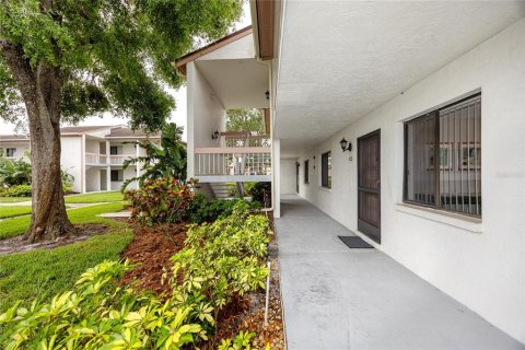 Condo in Oldsmar, Florida, 2 bedrooms  № 1629708 - photo 3