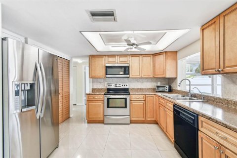 Casa en venta en New Port Richey, Florida, 3 dormitorios, 123.93 m2 № 1899775 - foto 12
