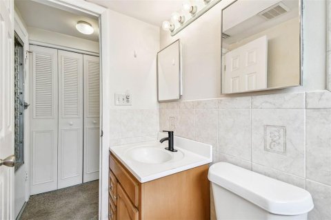 Casa en venta en New Port Richey, Florida, 3 dormitorios, 123.93 m2 № 1899775 - foto 24