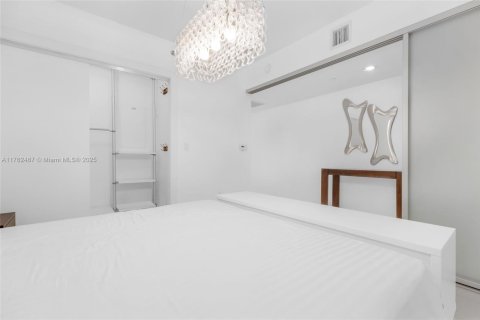 Copropriété à louer à Hallandale Beach, Floride: 1 chambre, 78.41 m2 № 1579810 - photo 16