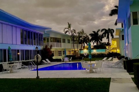 Condo in Fort Lauderdale, Florida, 1 bedroom  № 1129244 - photo 1