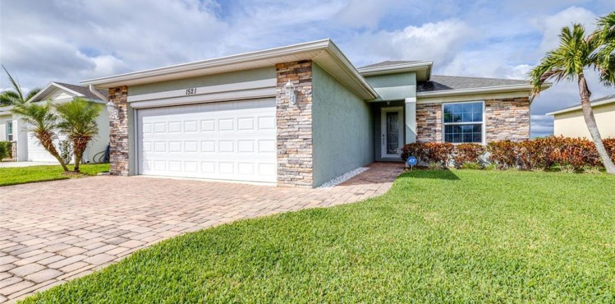 Casa en Sebring, Florida 3 dormitorios, 156.91 m2 № 1565159