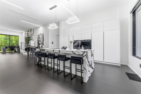 Купить виллу или дом в Одесса, Флорида 5 комнат, 232.53м2, № 2149605 - фото 5