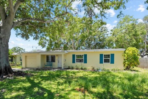 House in Tampa, Florida 2 bedrooms, 148.74 sq.m. № 1846917 - photo 1