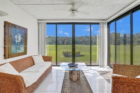 Condo in Boca Raton, Florida, 2 bedrooms № 1997244 - photo 19