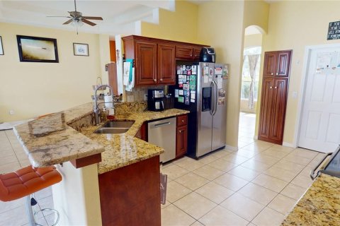 Casa en venta en Palm Coast, Florida, 4 dormitorios, 191.47 m2 № 1914278 - foto 18