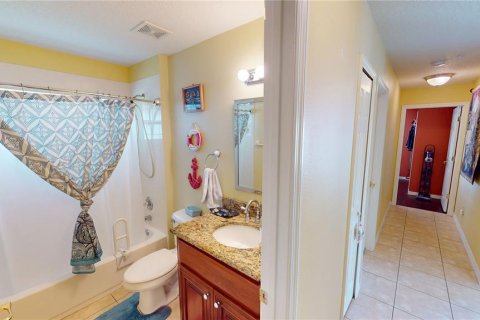 Casa en venta en Palm Coast, Florida, 4 dormitorios, 191.47 m2 № 1914278 - foto 22