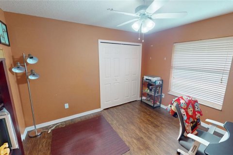 Casa en venta en Palm Coast, Florida, 4 dormitorios, 191.47 m2 № 1914278 - foto 28