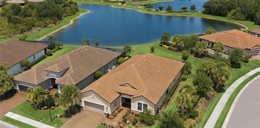 Villa ou maison à Palmetto, Floride 3 chambres, 277.87 m2 № 2199369