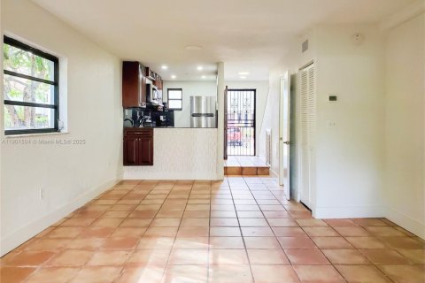 Adosado en alquiler en Miami, Florida, 2 dormitorios, 92.9 m2 № 1951731 - foto 12