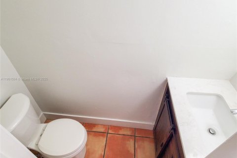 Adosado en alquiler en Miami, Florida, 2 dormitorios, 92.9 m2 № 1951731 - foto 14