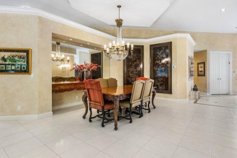 House in Boca Raton, Florida 3 bedrooms, 238.94 sq.m. № 2251641 - photo 6