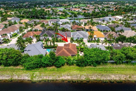 House in Boca Raton, Florida 3 bedrooms, 238.94 sq.m. № 2251641 - photo 26