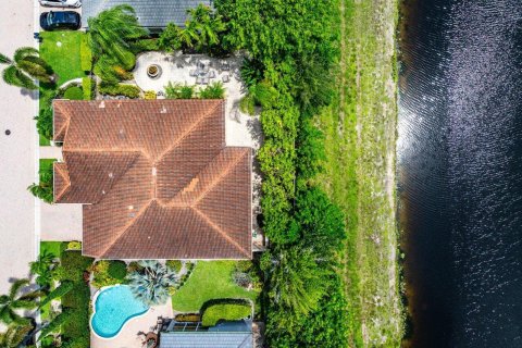 House in Boca Raton, Florida 3 bedrooms, 238.94 sq.m. № 2251641 - photo 24
