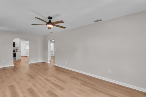 Casa en venta en Lakeland, Florida, 2 dormitorios, 96.62 m2 № 1854381 - foto 7