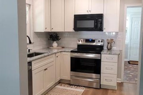 Casa en venta en Lakeland, Florida, 2 dormitorios, 96.62 m2 № 1854381 - foto 8