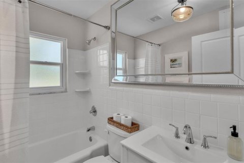 Casa en venta en Lakeland, Florida, 2 dormitorios, 96.62 m2 № 1854381 - foto 26