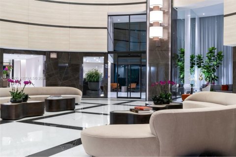 Condominio en alquiler en Miami Beach, Florida, 2 dormitorios, 107.77 m2 № 2009540 - foto 24